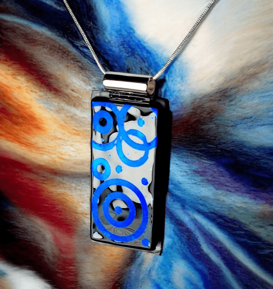 Club Style Pendant - 25 - The Glass JewlClub Style Pendant - 25