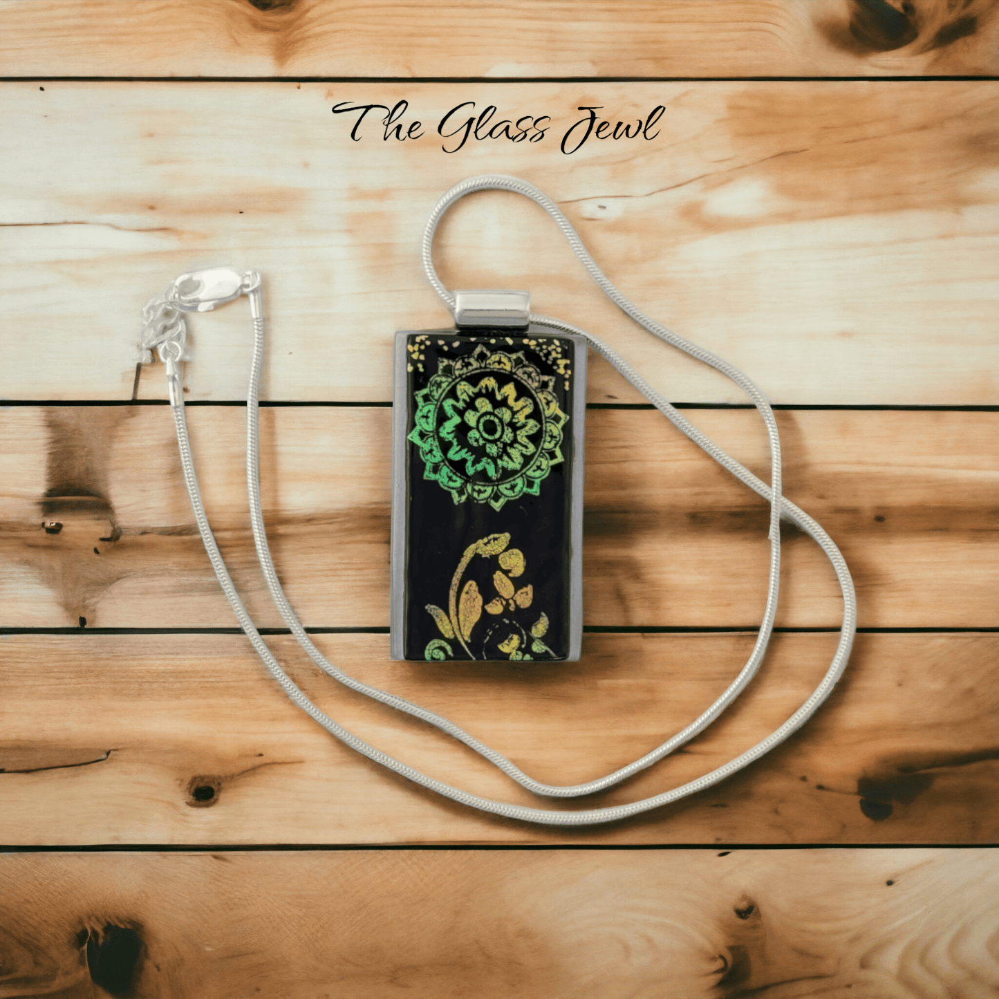 Club Style Pendant - CP 4 - The Glass JewlClub Style Pendant - CP 4