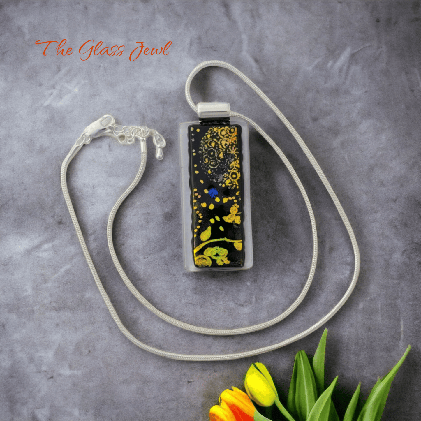 Club Style Pendant - CP 8 - The Glass JewlClub Style Pendant - CP 8