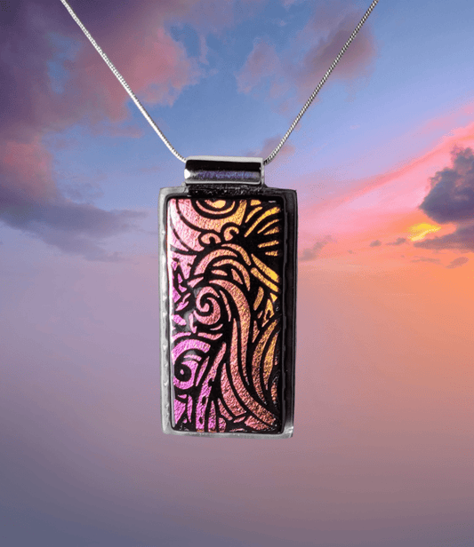 Club Style Pendant - 17 - The Glass JewlClub Style Pendant - 17