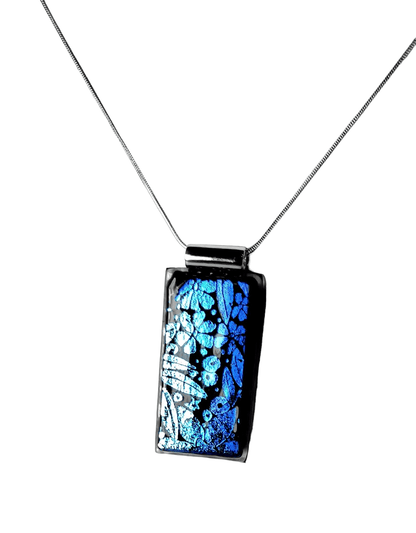 Club Style Pendant - 21 - The Glass JewlClub Style Pendant - 21