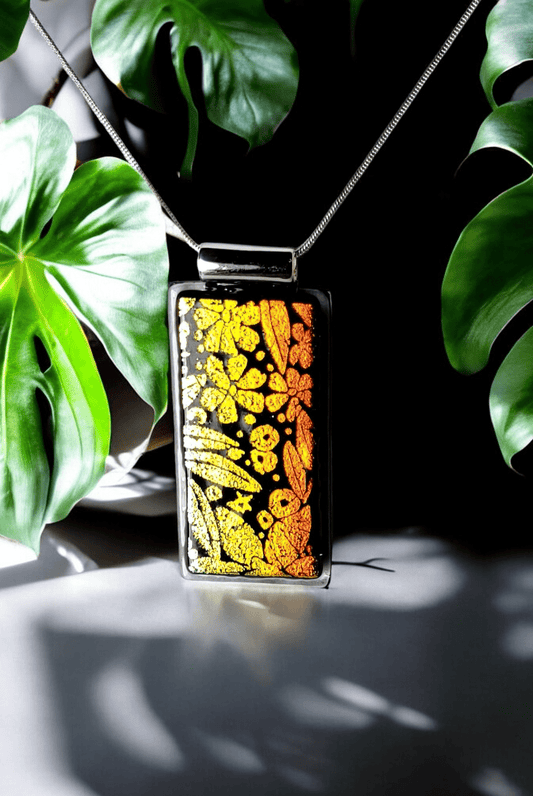 Club Style Pendant - 31 - The Glass JewlClub Style Pendant - 31