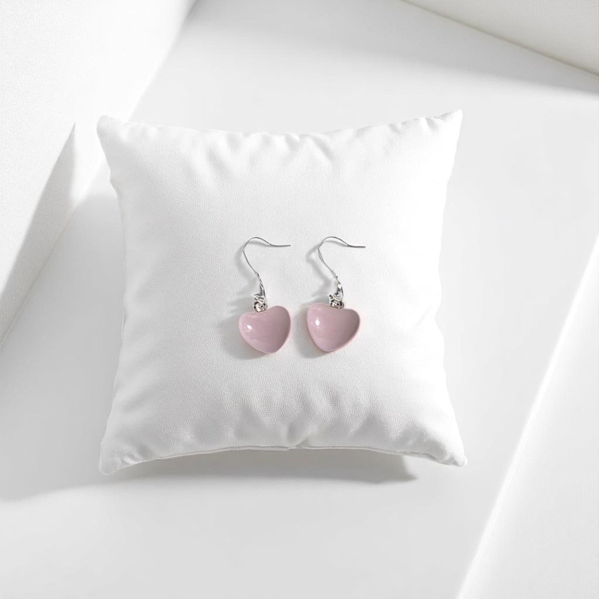 Heart Earrings made of Fused Glass in Soft Pink
